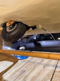 Schweizer 2-32 umbilical connection.jpg