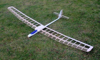 Riser100 wing Prelude fuselsge framed up_0974.JPG