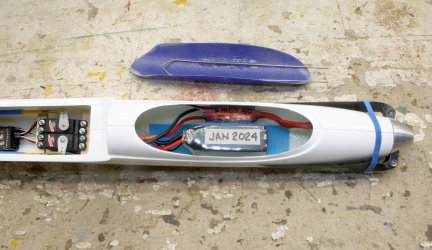 2- PRELUDE  battery pack and ESC_1201.JPG