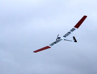 Topmodel  RISER-100 JAN-2024 JOH-0164.JPG