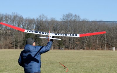 Dave launches TOPMODEL RISER-100_JDA-0230.JPG