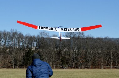 Dave launches TOPMODEL RISER-100_JDA-0231.JPG