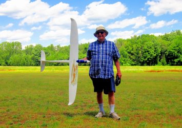 Dave with Simprop Lift Off one piece wing_0688.JPG