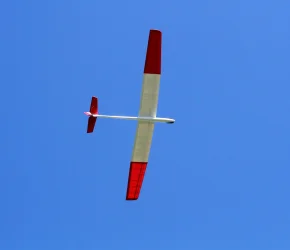 TOPMODEL RISER-100_JDA-0285.webp