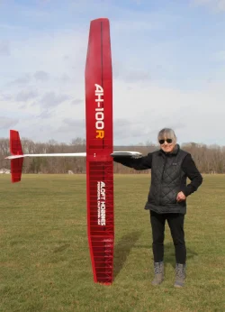 Paula with AH-100R_DDG-4690.webp