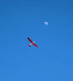 Brian's RISER-100 and Moon 9859.webp